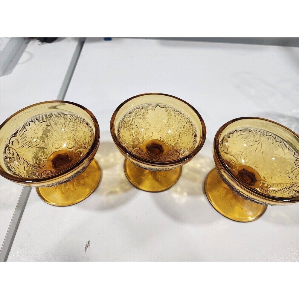 Depression Glass Indian Tiara Amber glass Desert Dishes Set Of 3 Grannycore - Picture 2 of 5